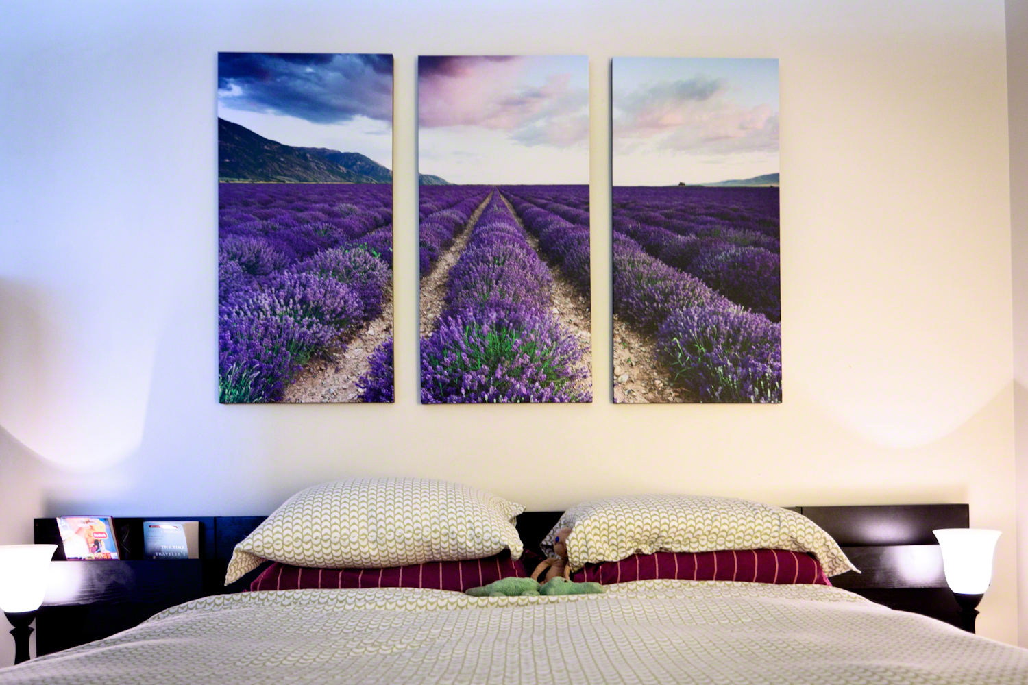 in canvas 08
