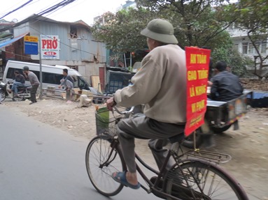 bang-ron-quang-cao-06